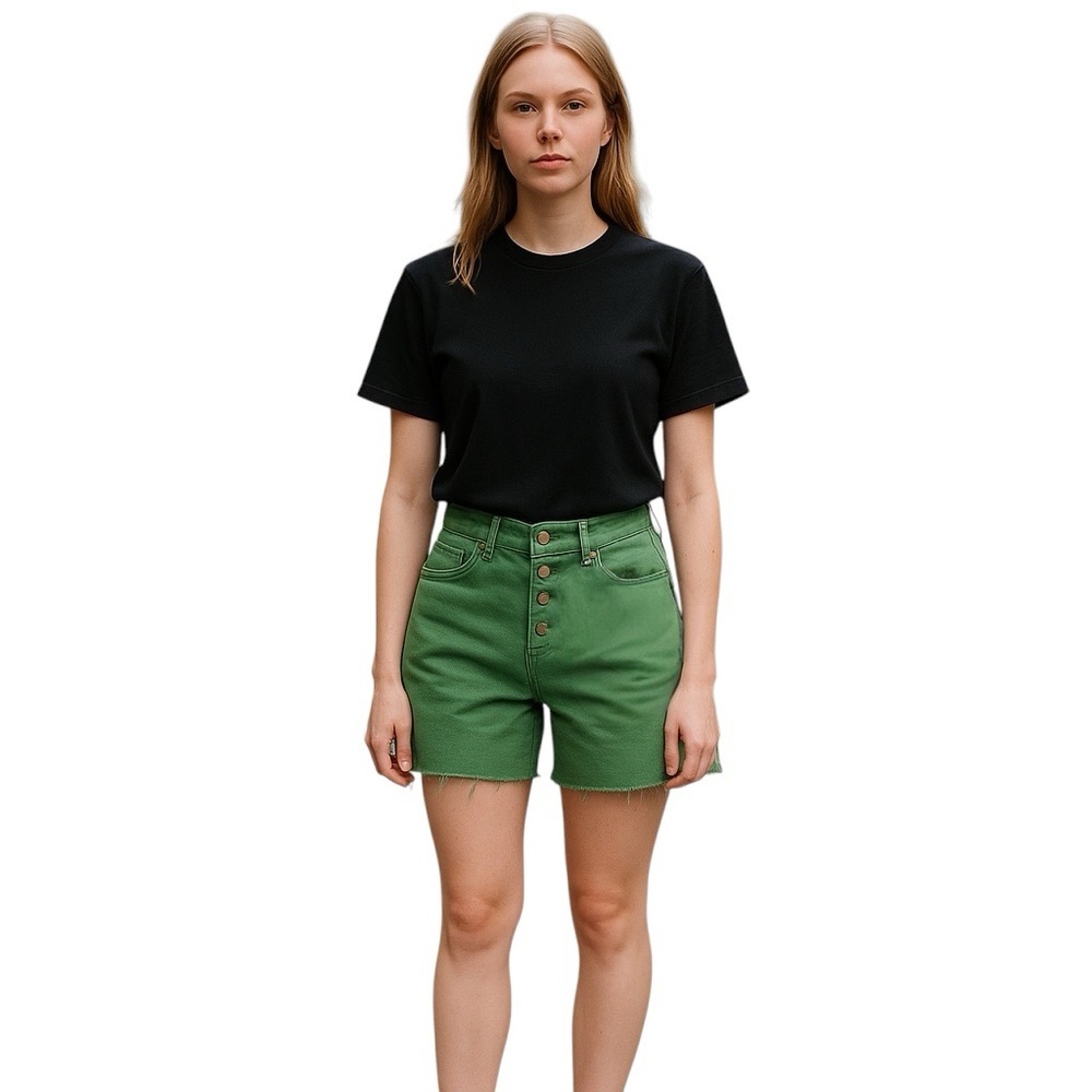 Tractr‎ women’s high rise slim fit gteen Jean shorts size 0/25 NWT